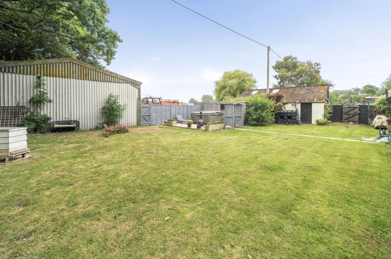 Almodington Lane, Earnley, PO20, photo 11
