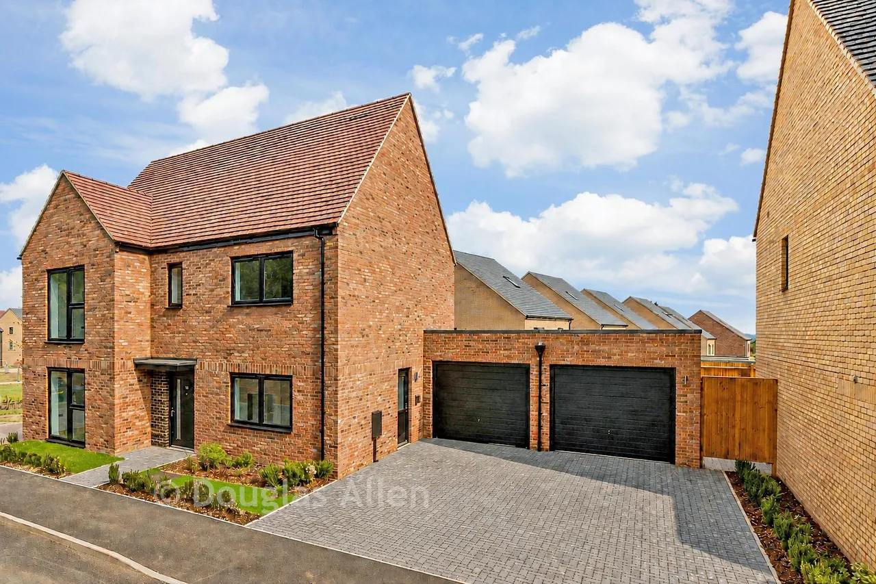 Emporer Crescent, Billericay, CM12, photo 2