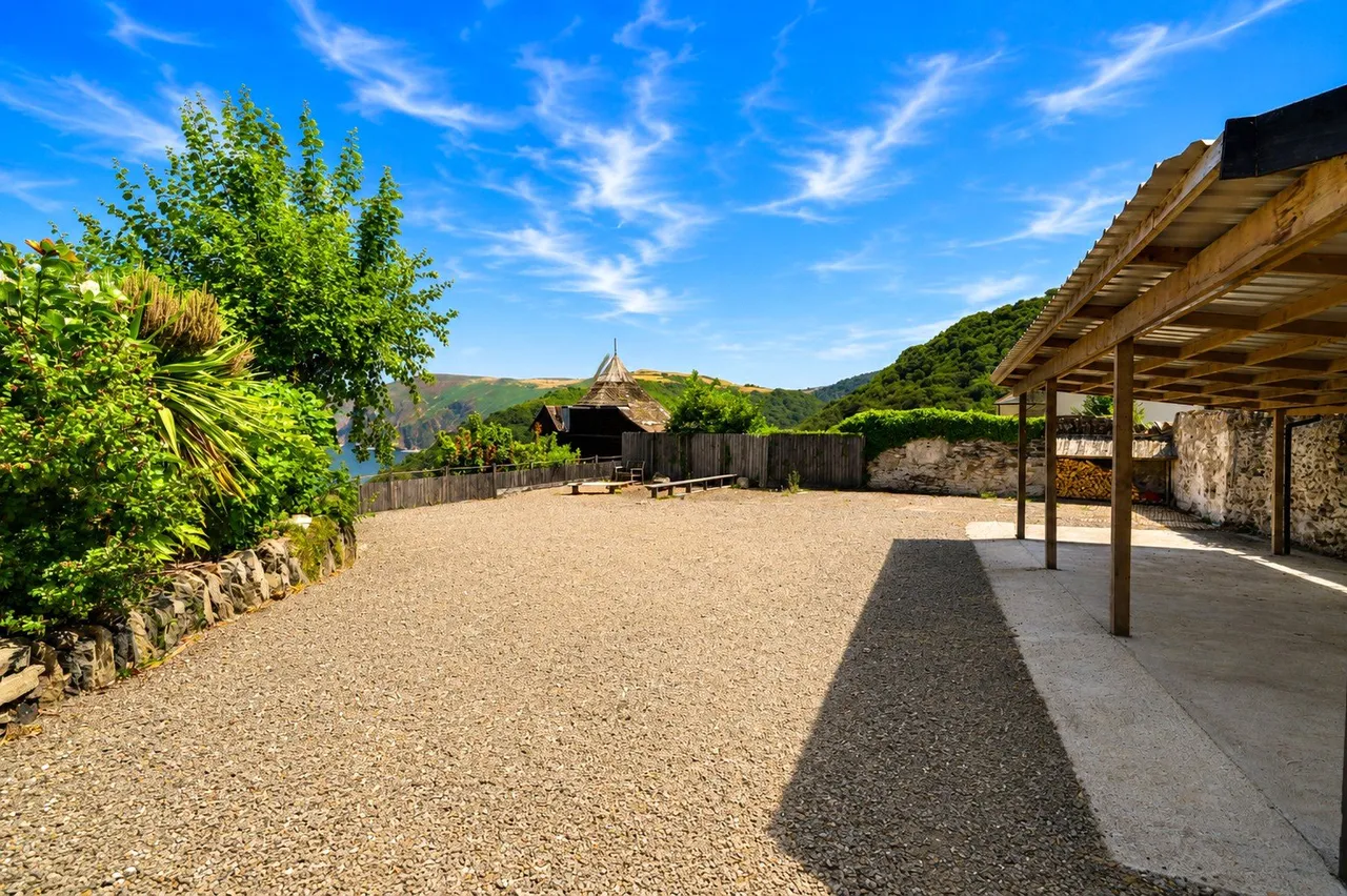 Castle Hill, Lynton, photo 37