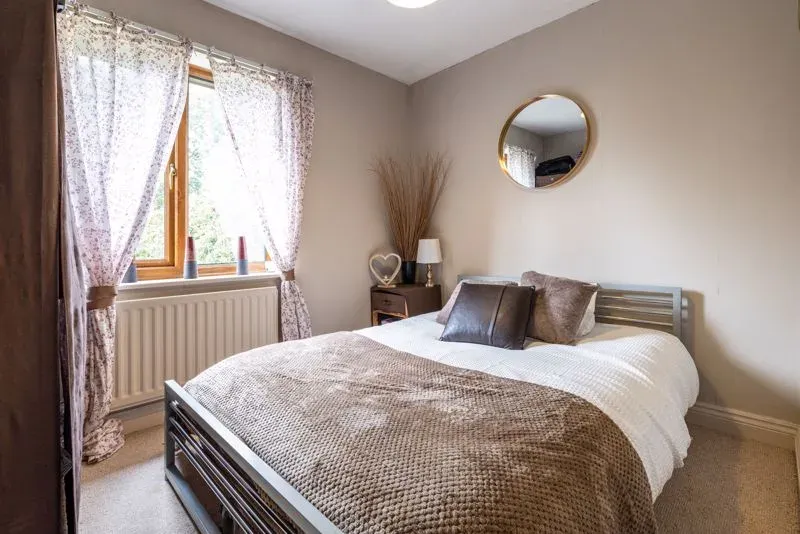 Thirsk Gardens, Bletchley, Milton Keynes, Buckinghamshire, MK3 5LH, photo 8