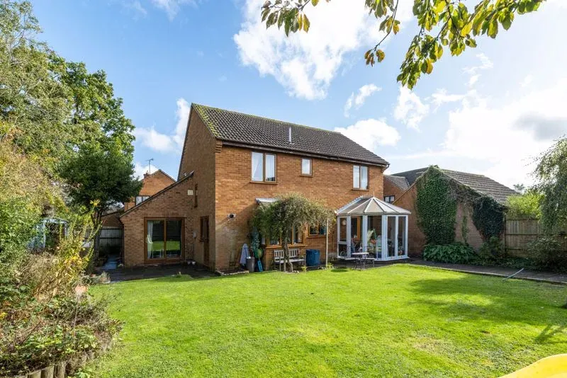Thirsk Gardens, Bletchley, Milton Keynes, Buckinghamshire, MK3 5LH, photo 25