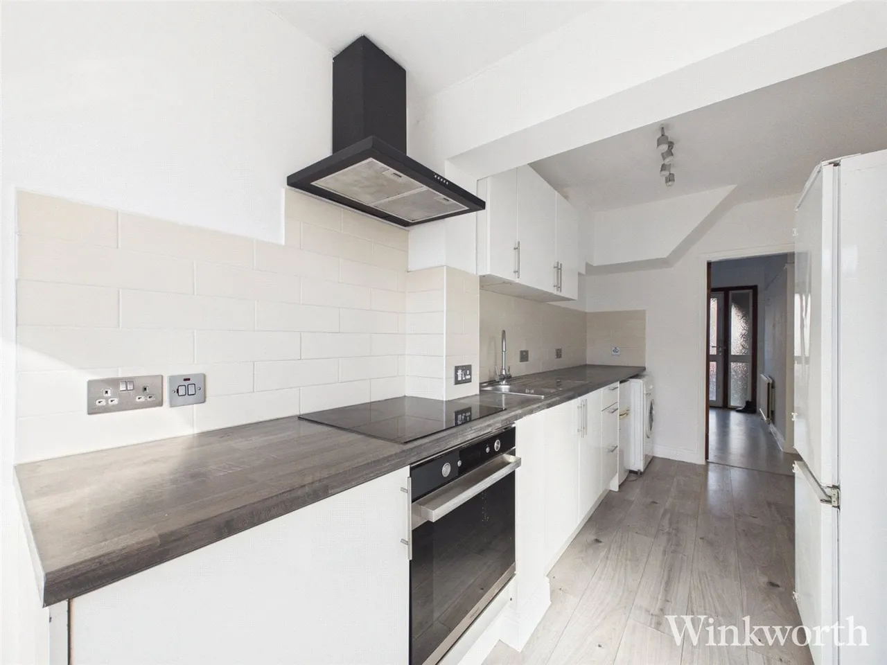 Cloister Road, London, W3, photo 5