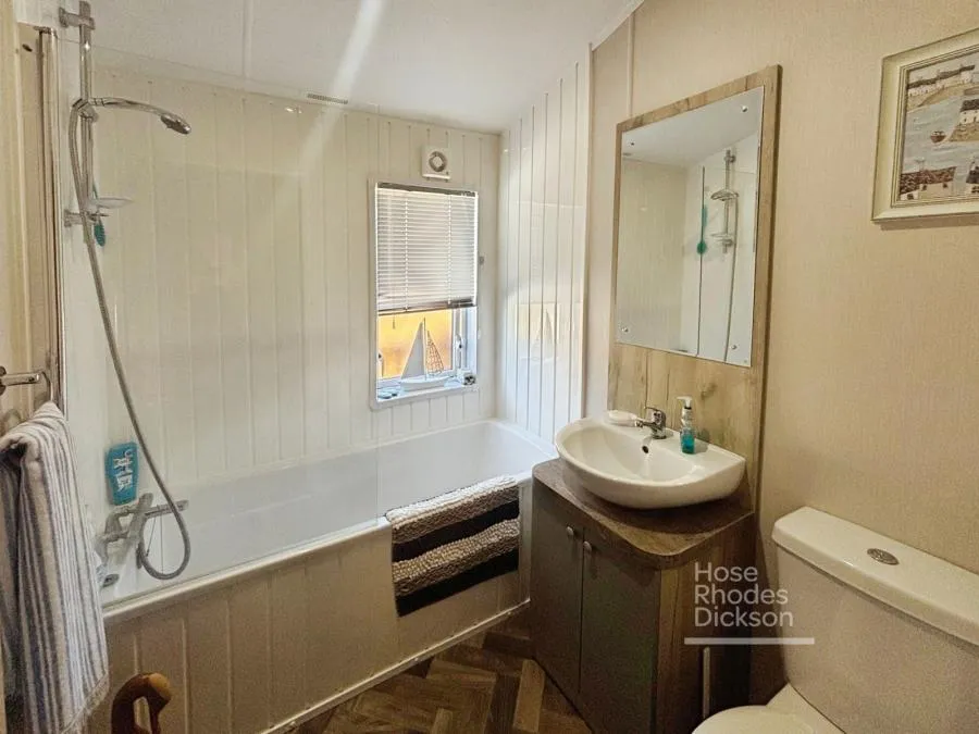 Carters Road, Upton, PO33, photo 8
