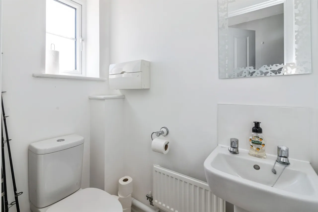 Maplesden Close, Oulton, Lowestoft, photo 12