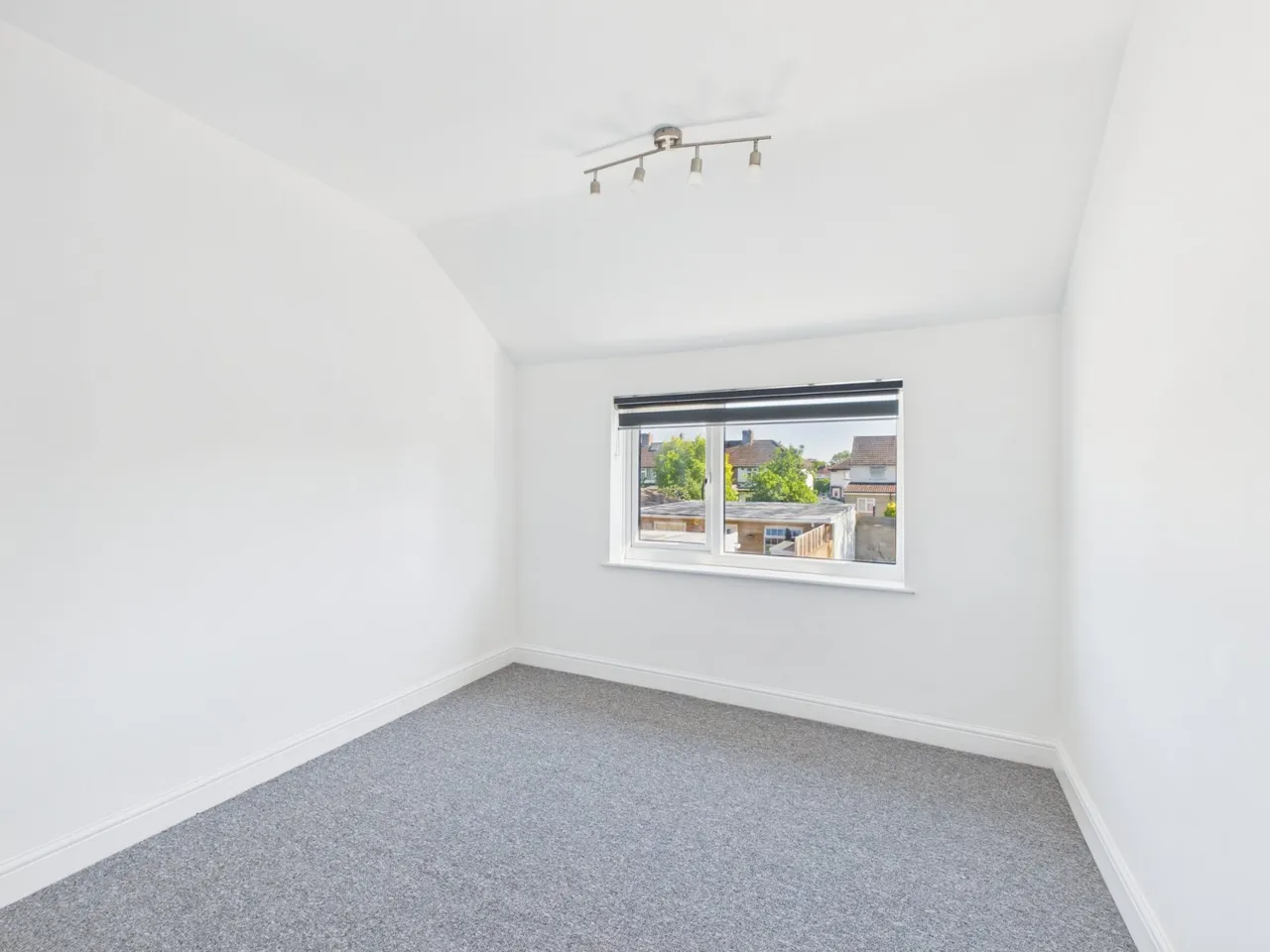 Slough, Berkshire, photo 5