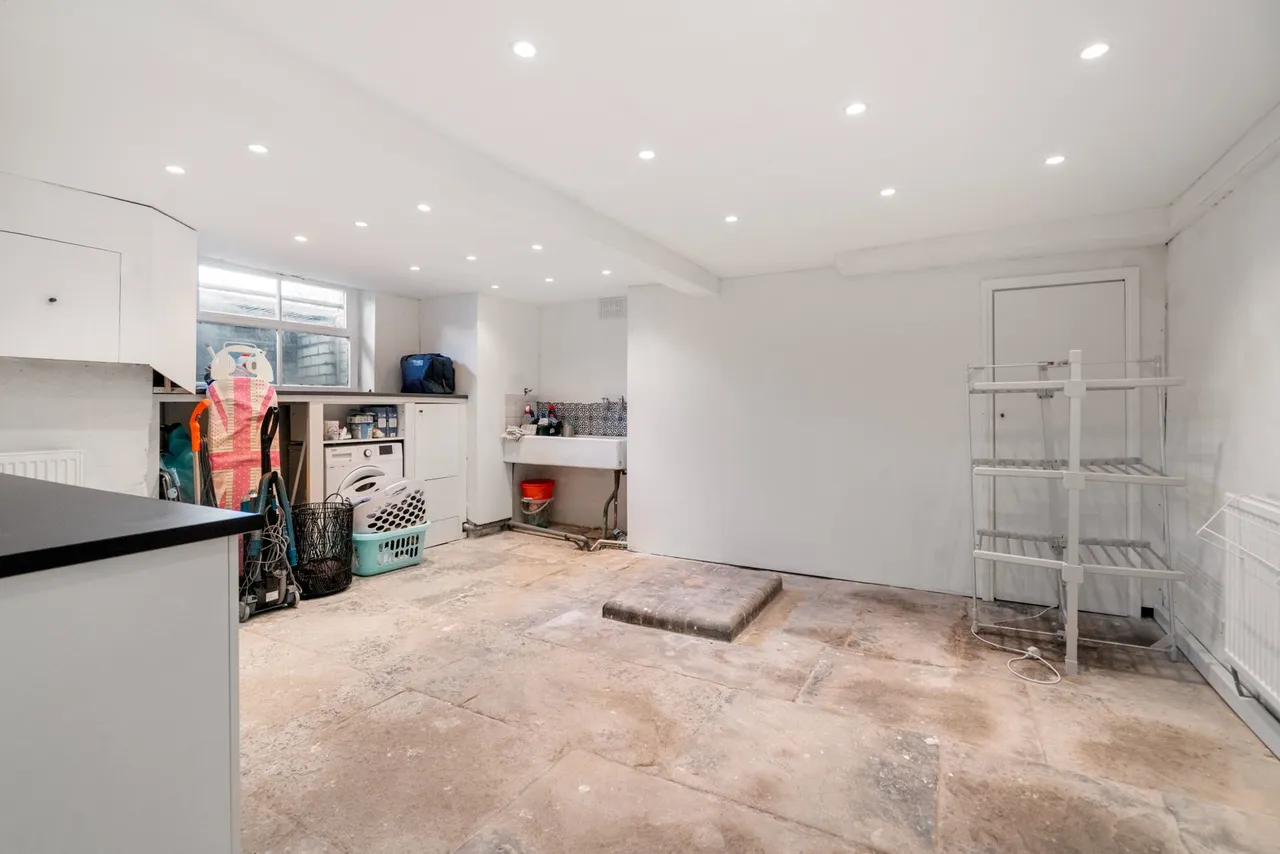 Victoria Road, Elland, HX5, photo 28