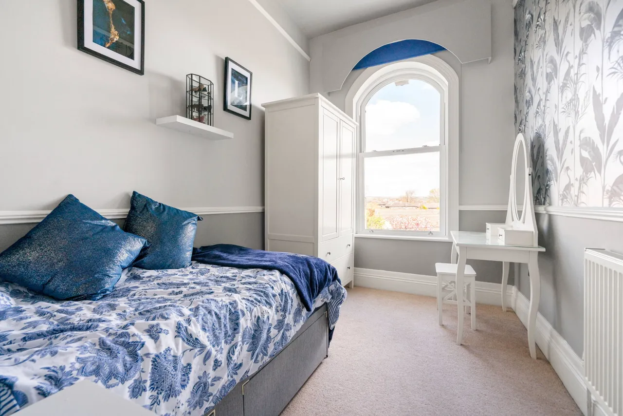 Victoria Road, Elland, HX5, photo 25