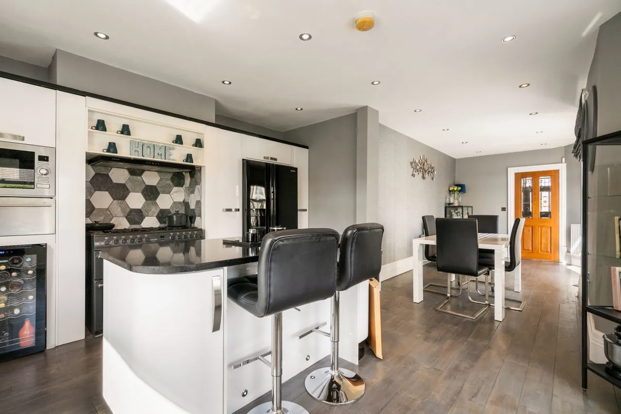 Victoria Road, Elland, HX5, photo 15
