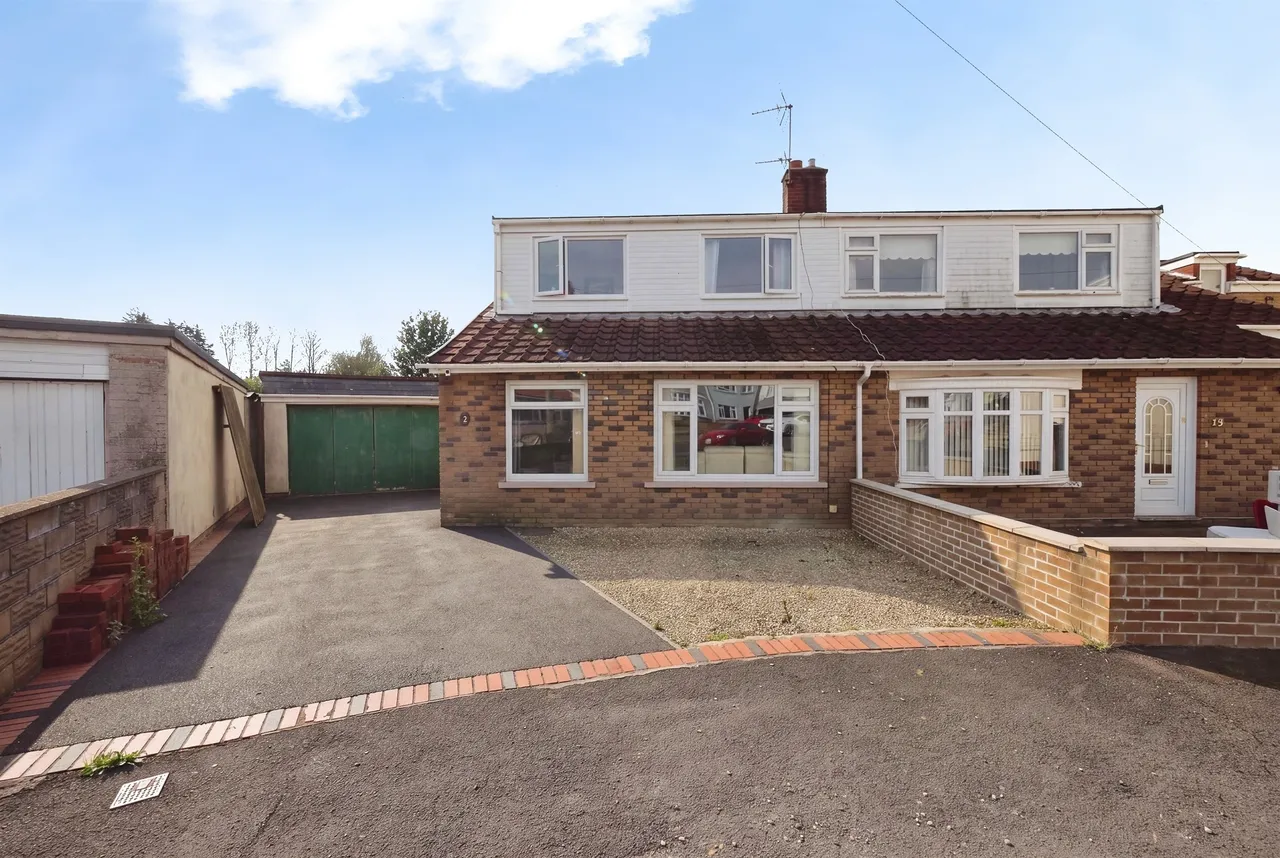4 bed house for sale, Dol Wen Bridgend, CF35