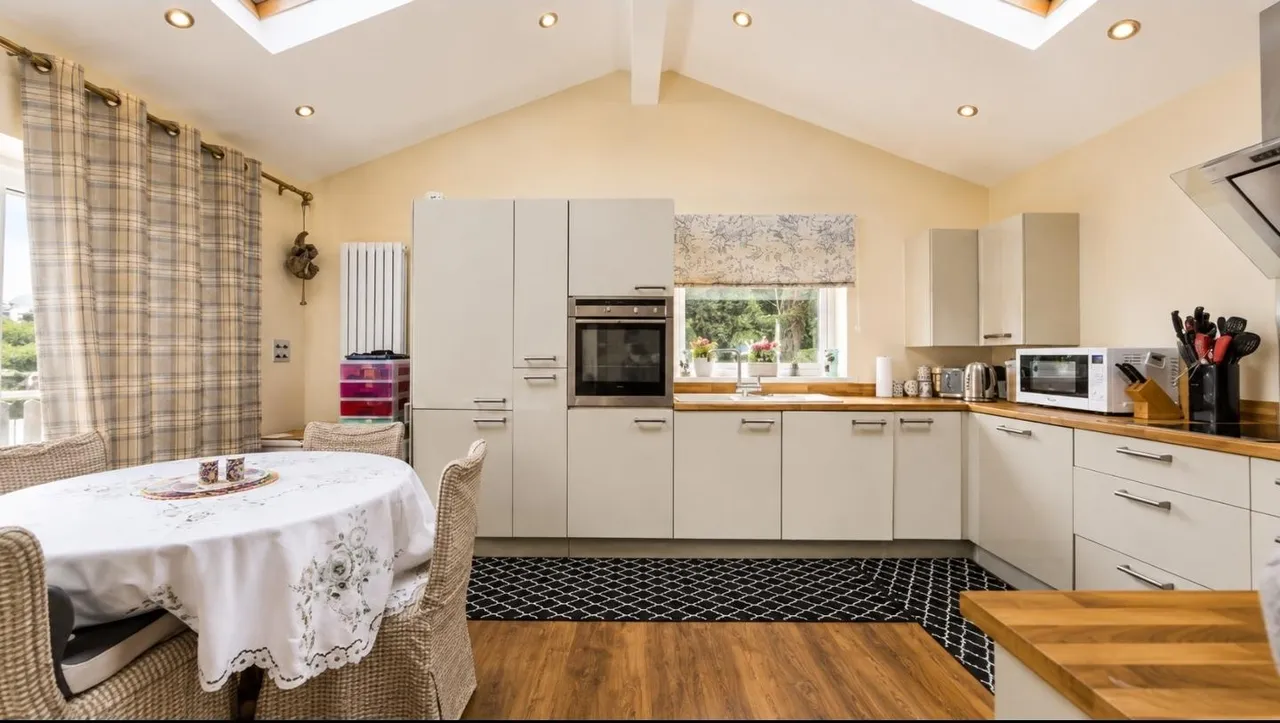 Leigh Court, Plymouth, PL6, photo 5