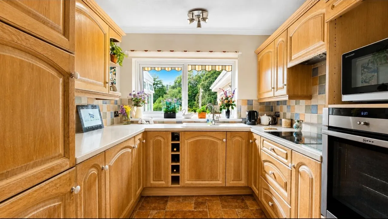 Leigh Court, Plymouth, PL6, photo 7