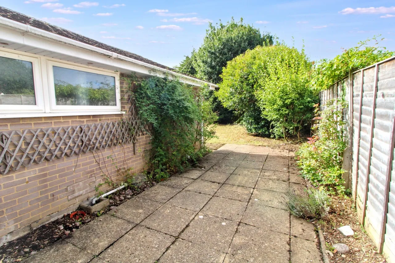 Hawthorn Crescent, Hazlemere, HP15, photo 13