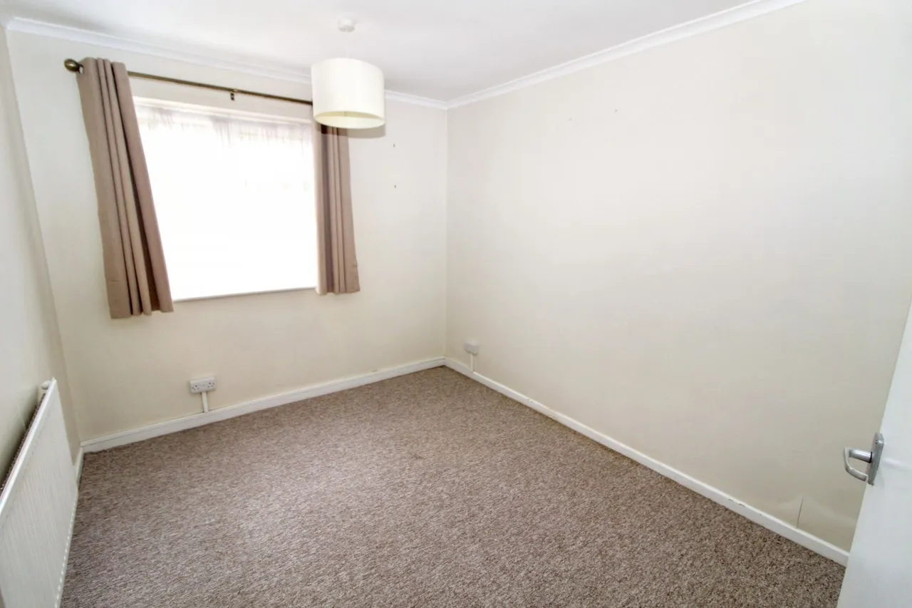 Hawthorn Crescent, Hazlemere, HP15, photo 15
