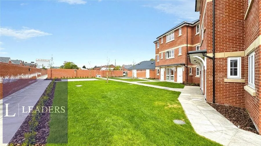 Parsonage Street, CO9, photo 3
