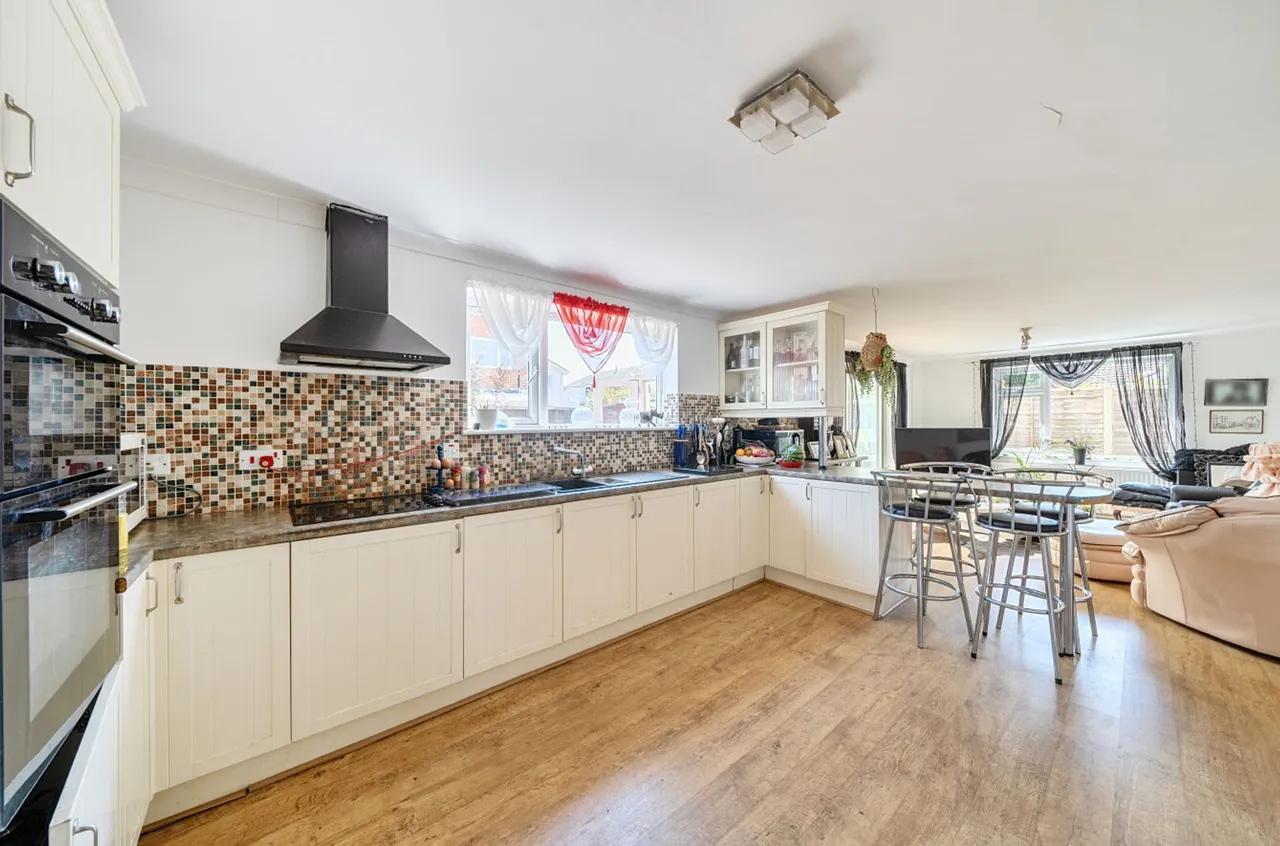 Paddock Lane, Selsey, PO20, photo 3