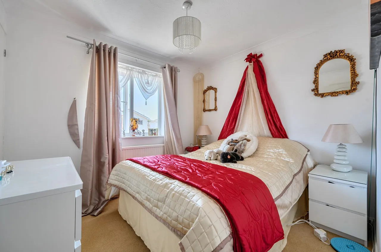 Paddock Lane, Selsey, PO20, photo 14