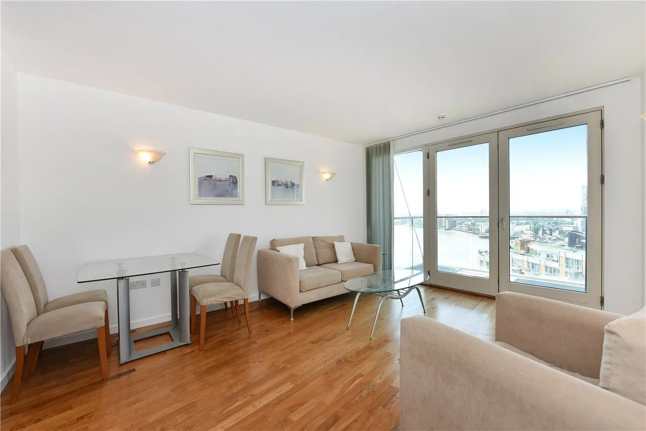Fairmont Avenue, London, E14, photo 2