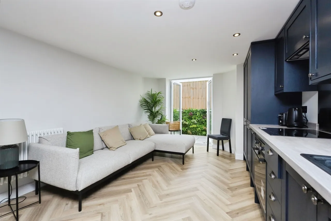 Grande Views, Eastbourne, BN21, photo 3