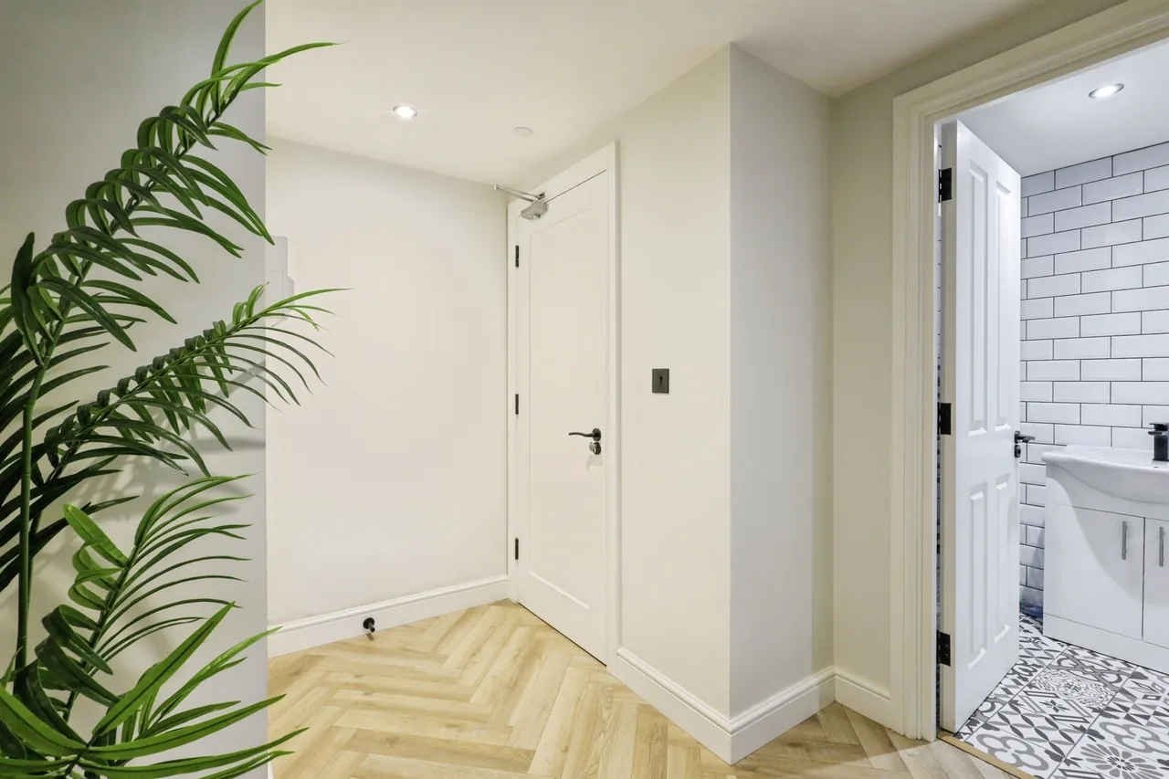 Grande Views, Eastbourne, BN21, photo 9