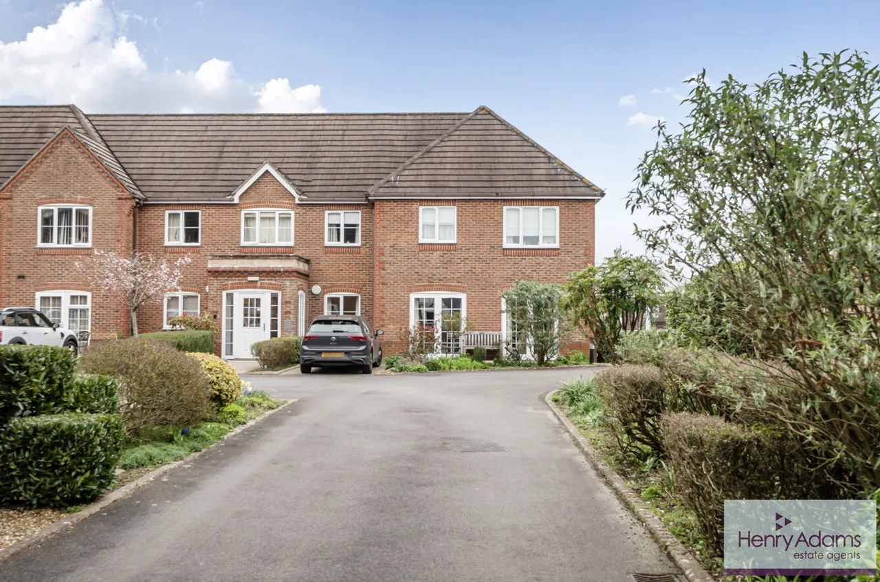 King George Avenue, Petersfield, GU32, photo 16
