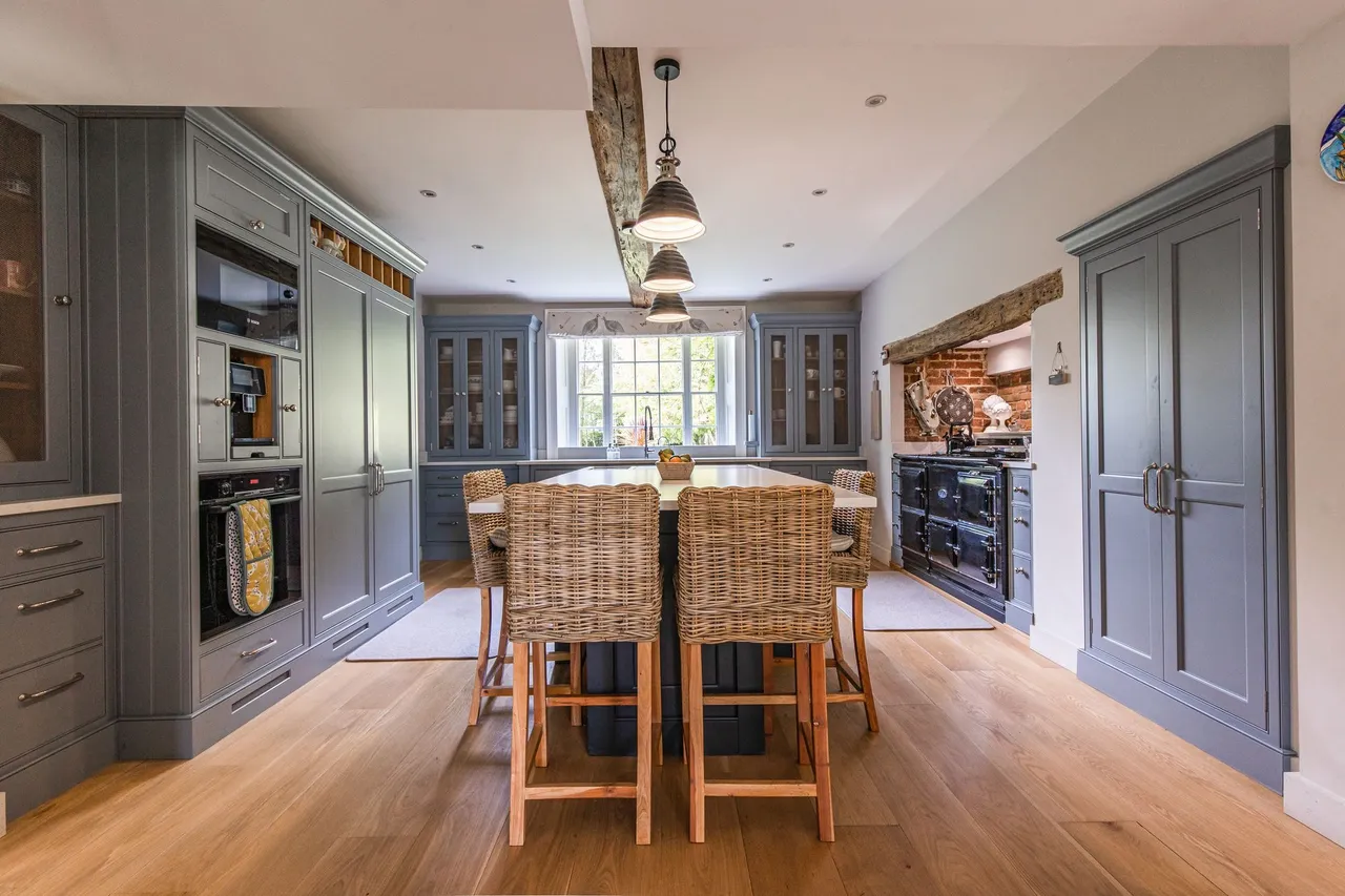 A Secluded Georgian Farmhouse in the, photo 4