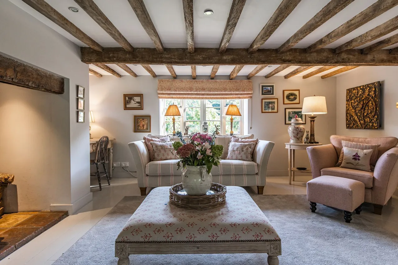 A Secluded Georgian Farmhouse in the, photo 5