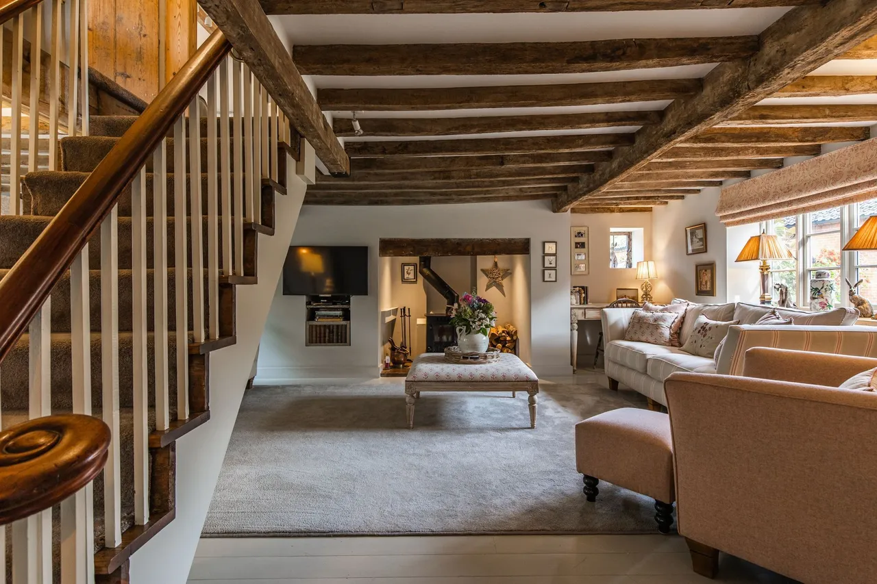 A Secluded Georgian Farmhouse in the, photo 8