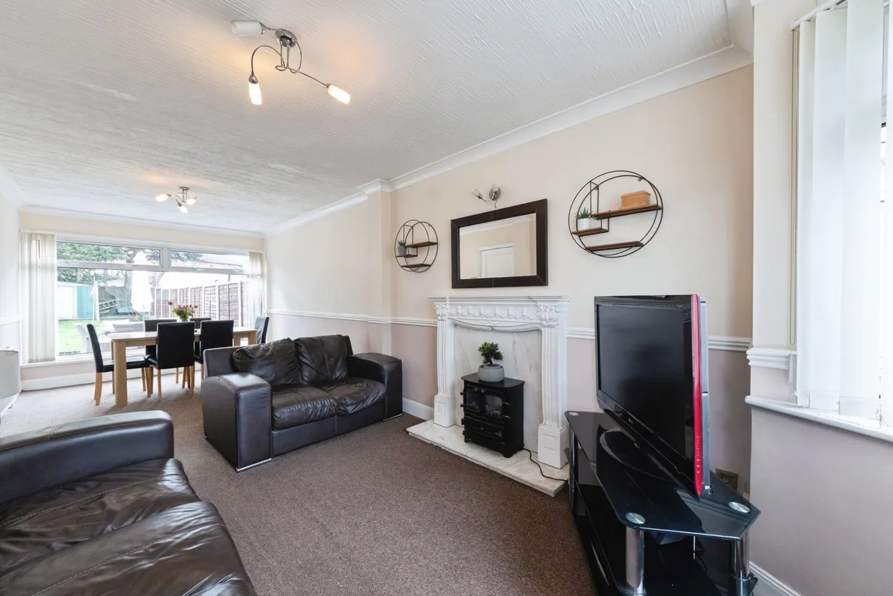 Bilton Grange Road, Birmingham, West Midlands, B26, photo 3
