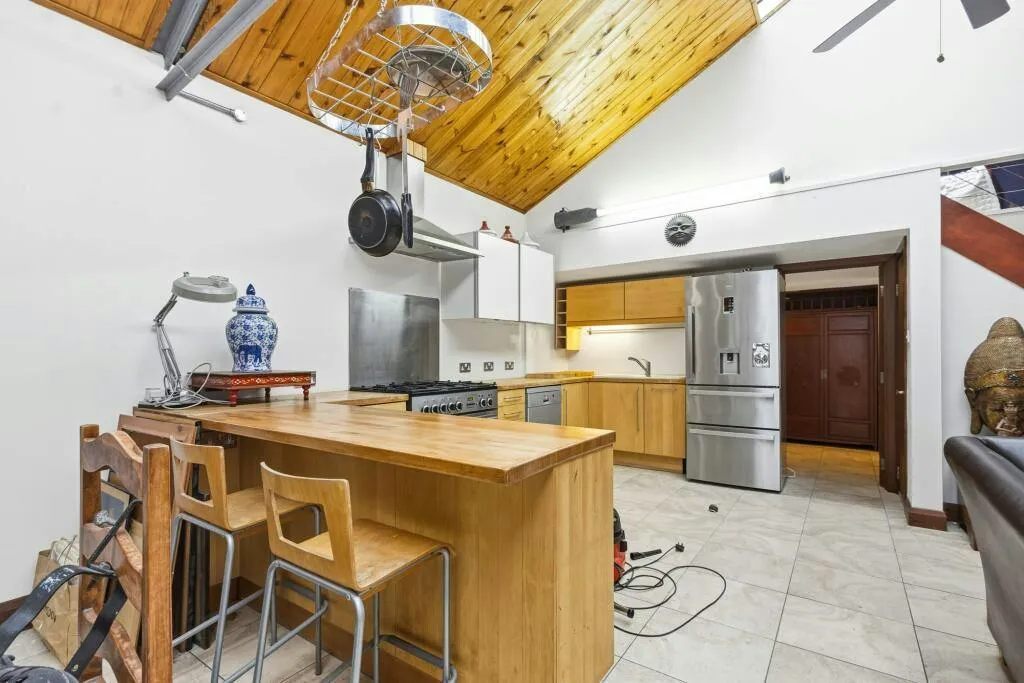 Vestry Road, London, E17, photo 5