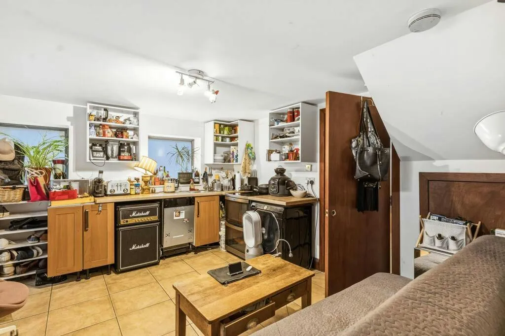Vestry Road, London, E17, photo 7