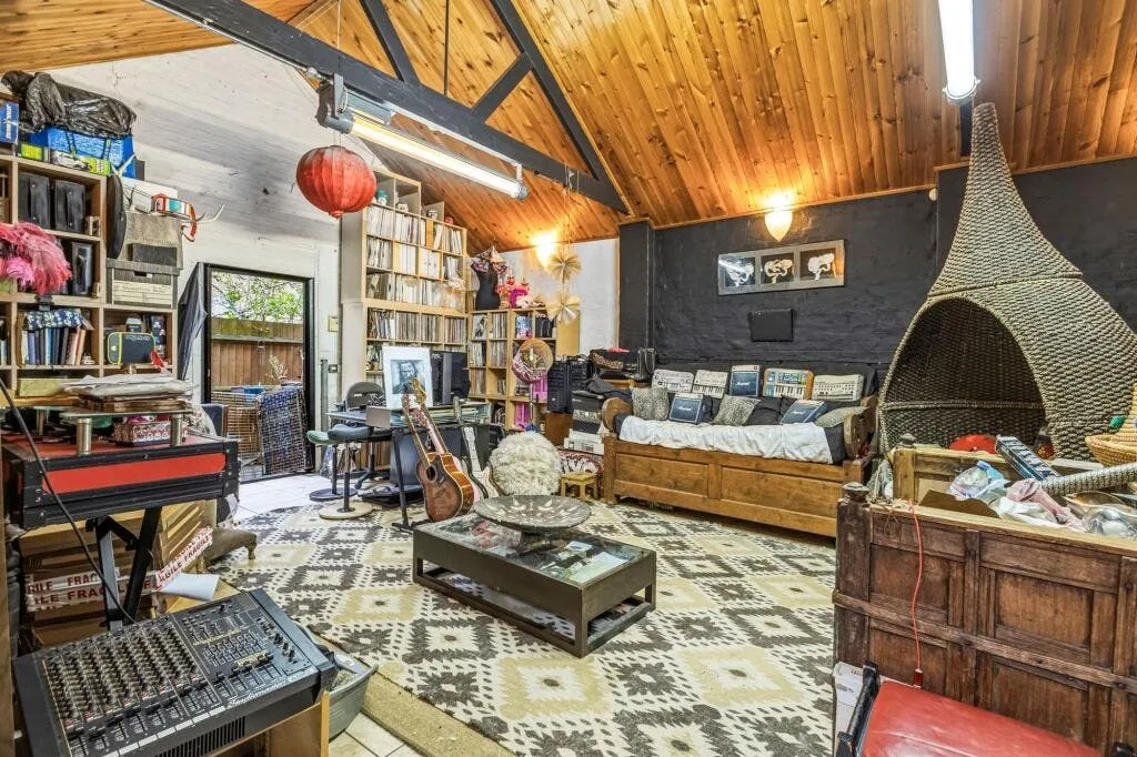 Vestry Road, London, E17, photo 4