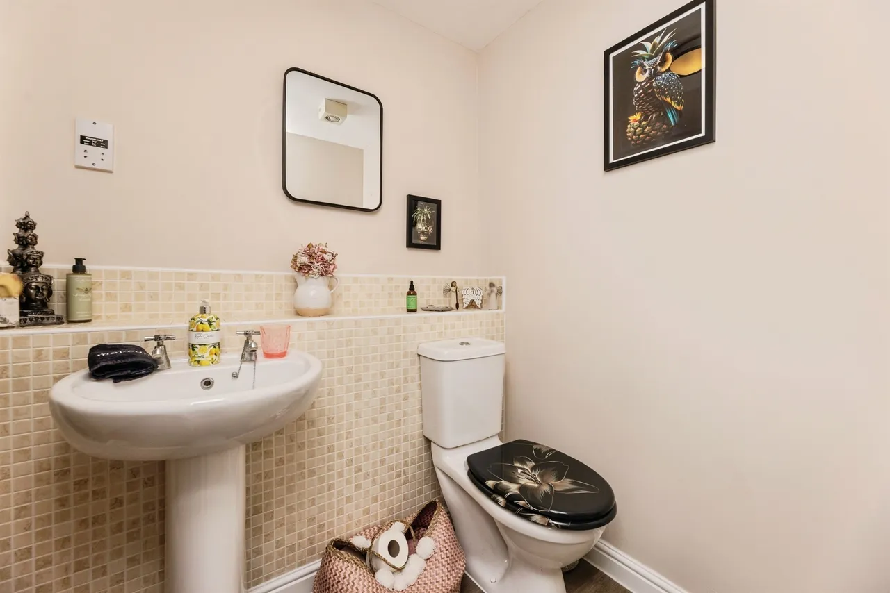 Sandwath Drive, Church Fenton, LS24, photo 13