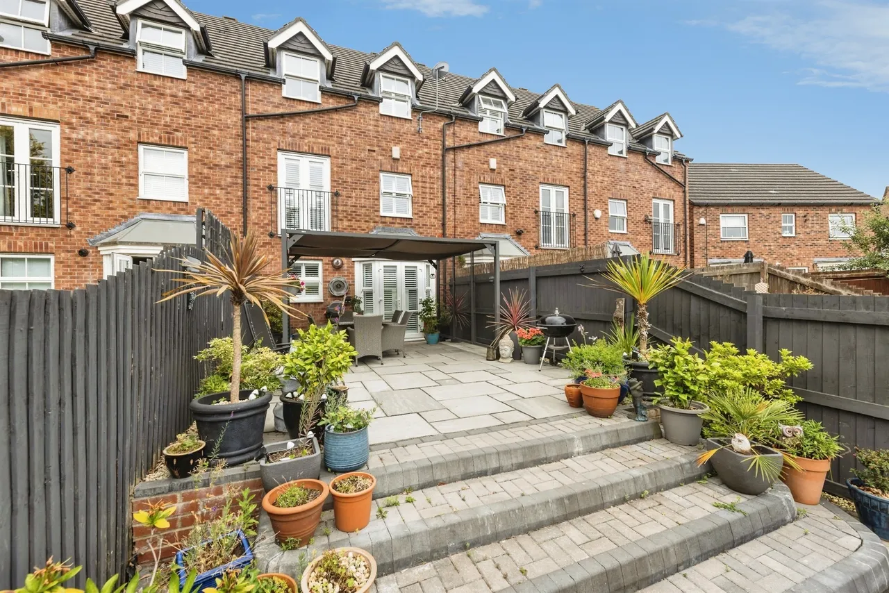 Sandwath Drive, Church Fenton, LS24, photo 7