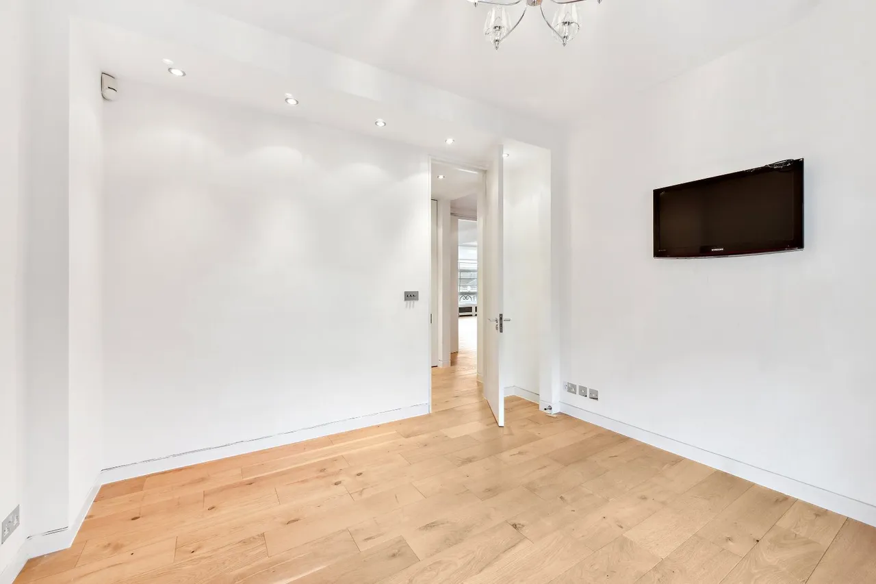 Halkin Place, London, SW1X, photo 14