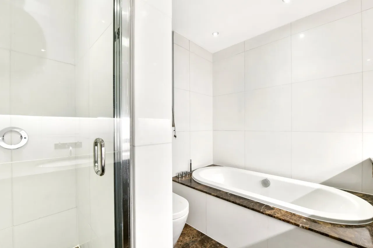 Halkin Place, London, SW1X, photo 11