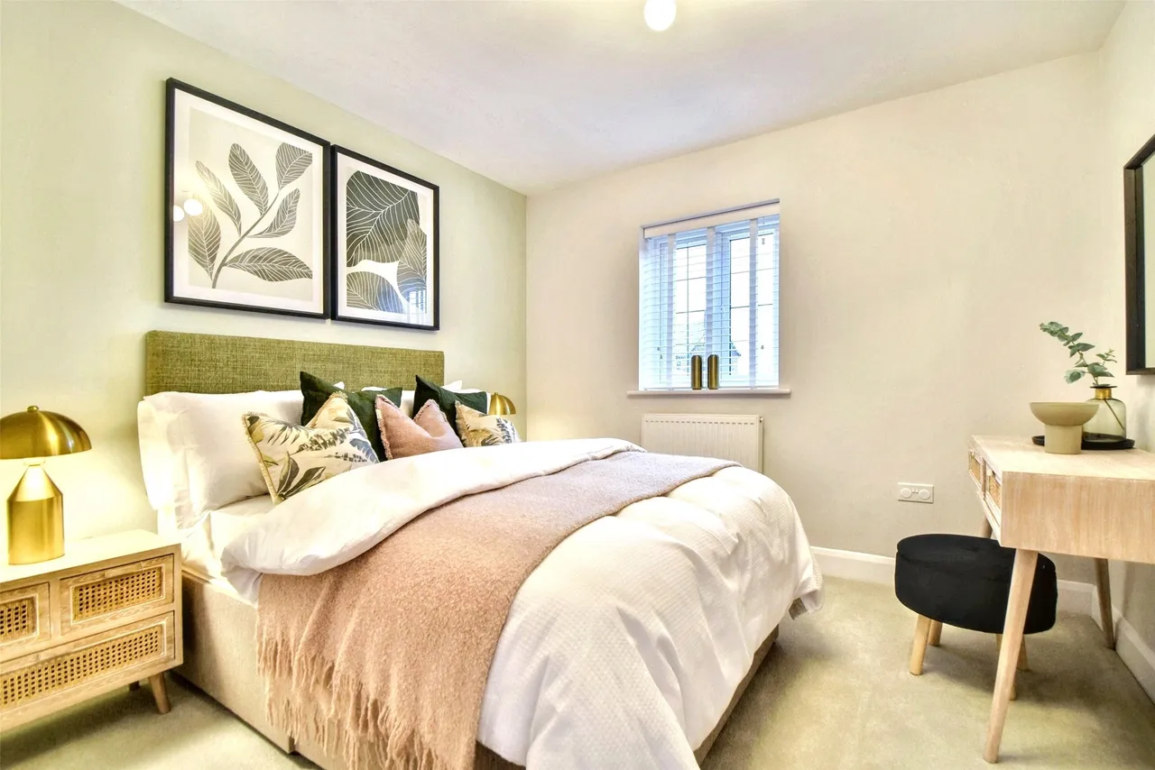 The Alder, 46 Priors View, Priory Meadows, Gloucestershire, Hempsted, GL2 5GY, photo 7