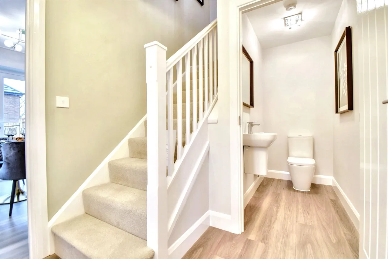 The Alder, 46 Priors View, Priory Meadows, Gloucestershire, Hempsted, GL2 5GY, photo 15