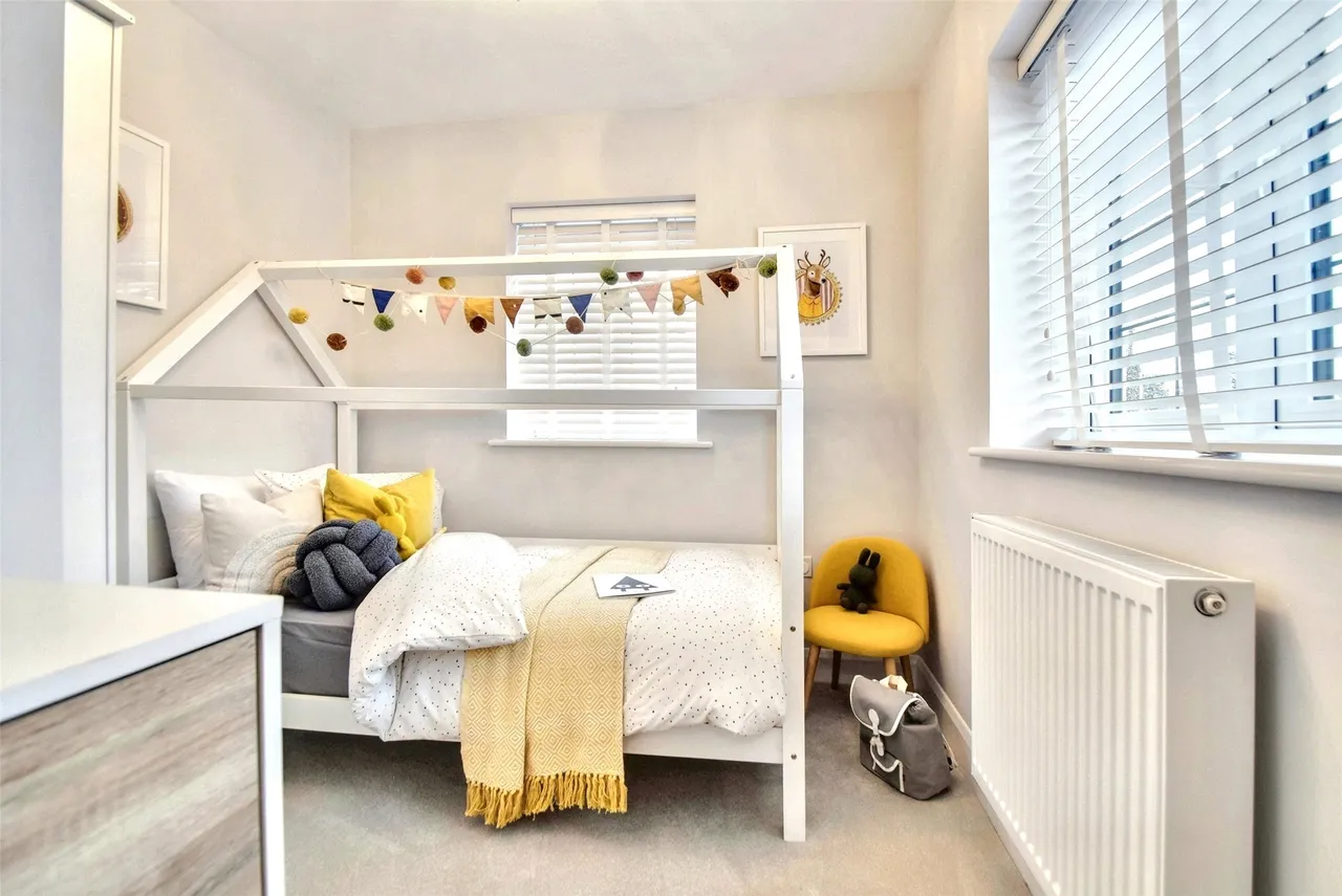 The Alder, 46 Priors View, Priory Meadows, Gloucestershire, Hempsted, GL2 5GY, photo 19