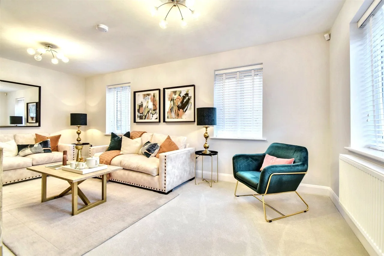 The Alder, 46 Priors View, Priory Meadows, Gloucestershire, Hempsted, GL2 5GY, photo 6