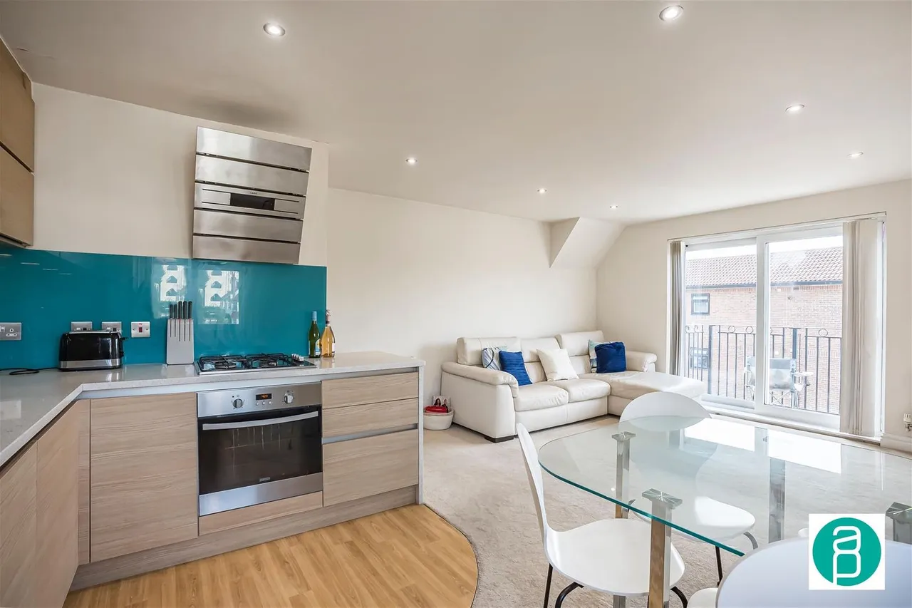 Worple Road, London SW19 4JH, photo 2
