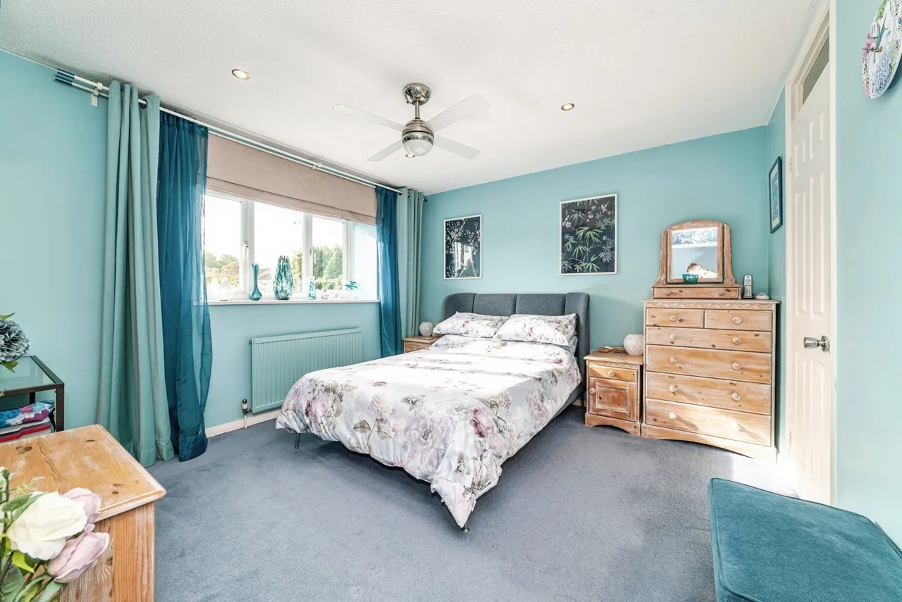 Martins Wood, Chineham, RG24, photo 12