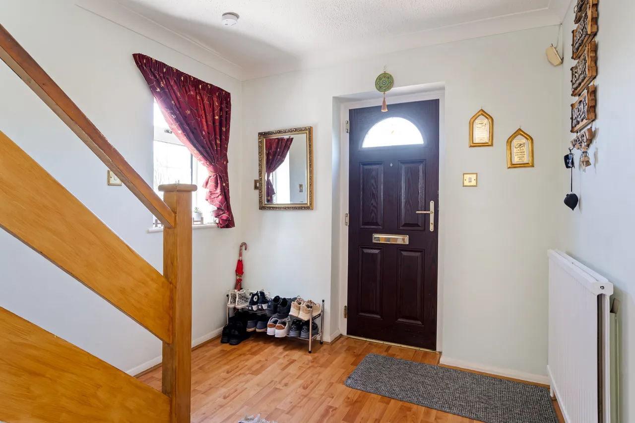 Coldharbour Lane, Bushey, WD23, photo 9