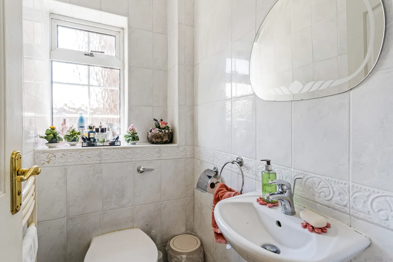 Coldharbour Lane, Bushey, WD23, photo 11
