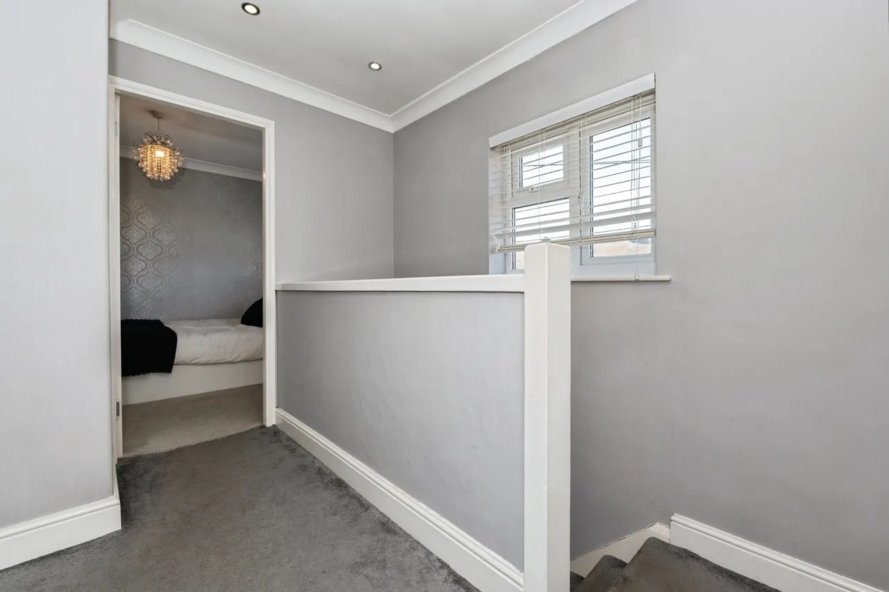 Gourney Grove, Grays, Essex, RM16, photo 13