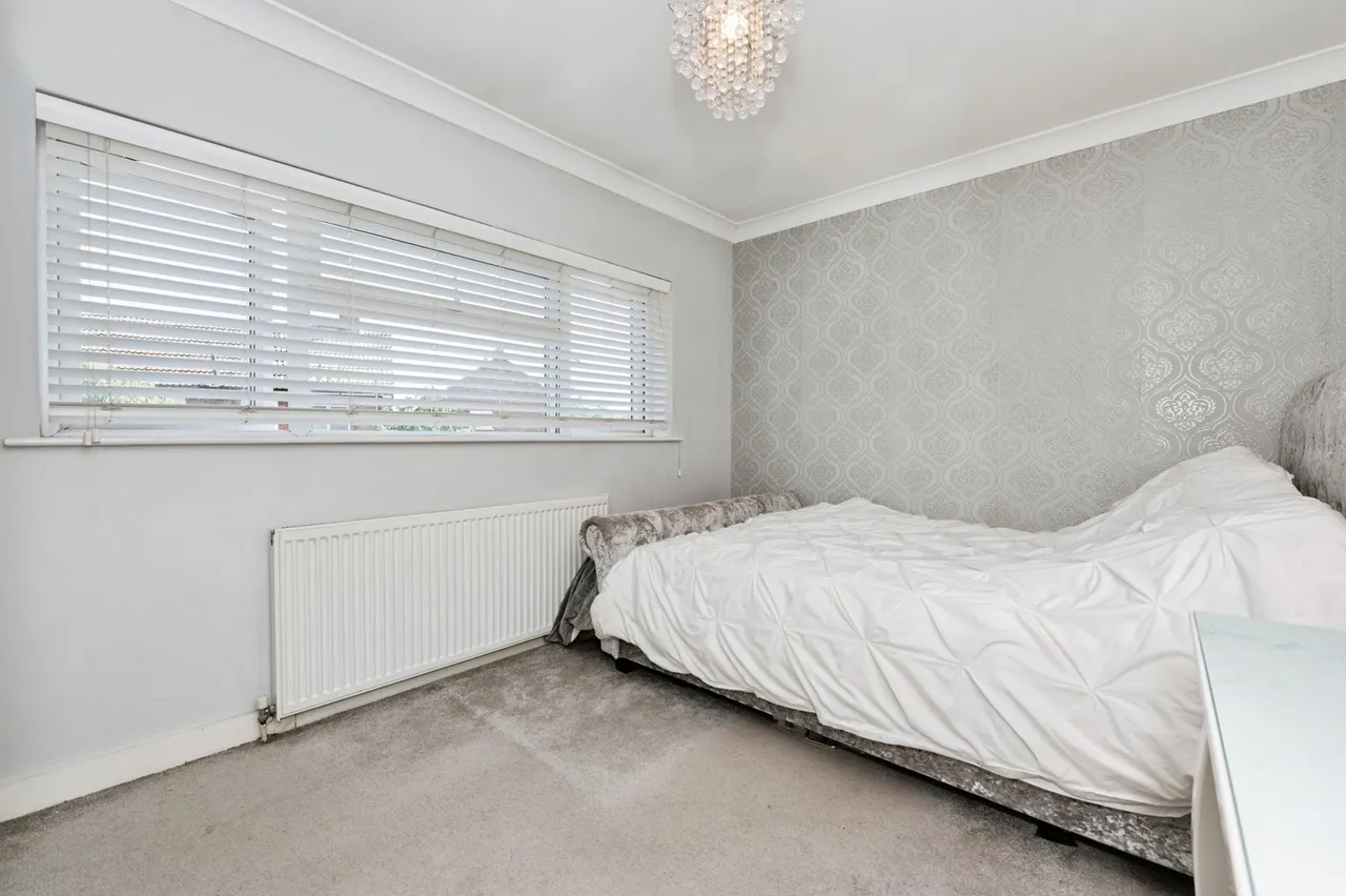 Gourney Grove, Grays, Essex, RM16, photo 17
