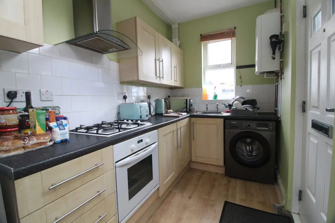 Burgoyne Road, S6, photo 3
