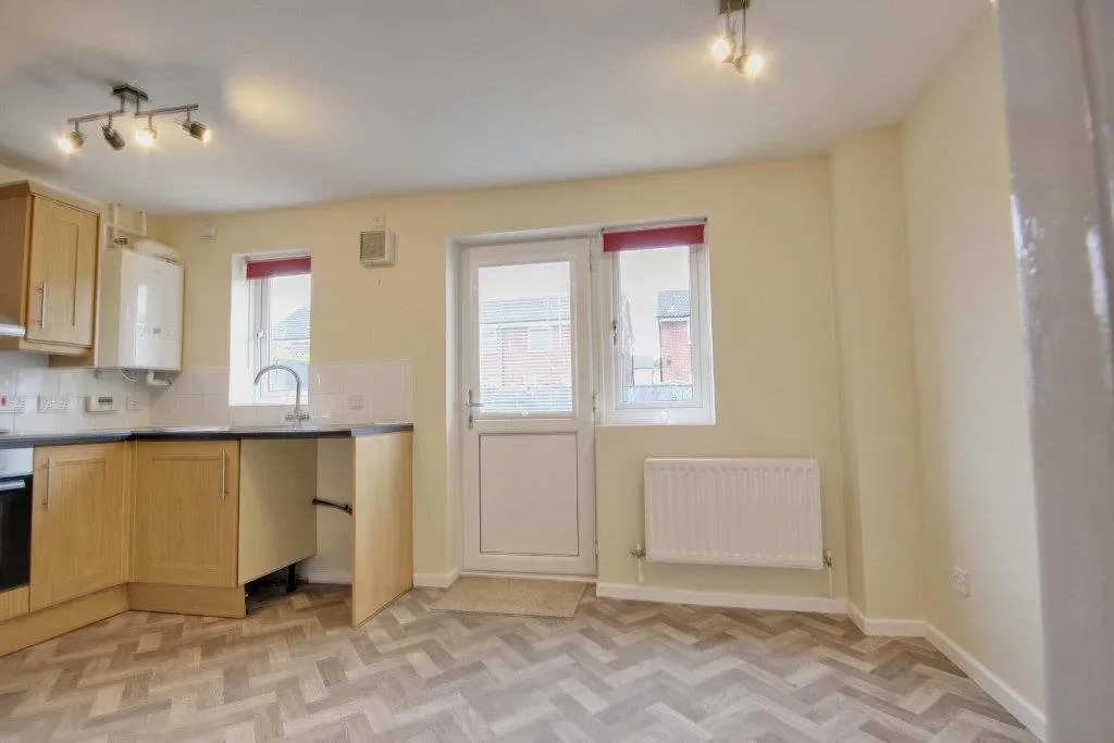 Holgate Close, Beverley, photo 11