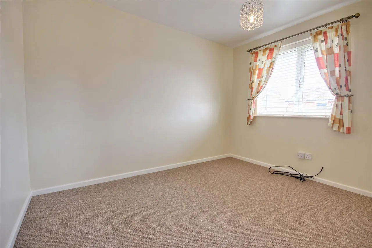 Holgate Close, Beverley, photo 5