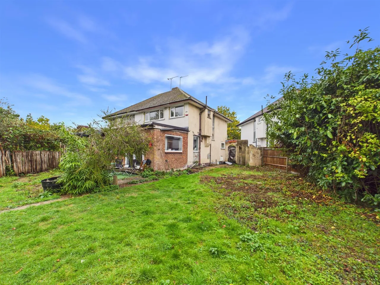 Pine Gardens, Ruislip, HA4, photo 3