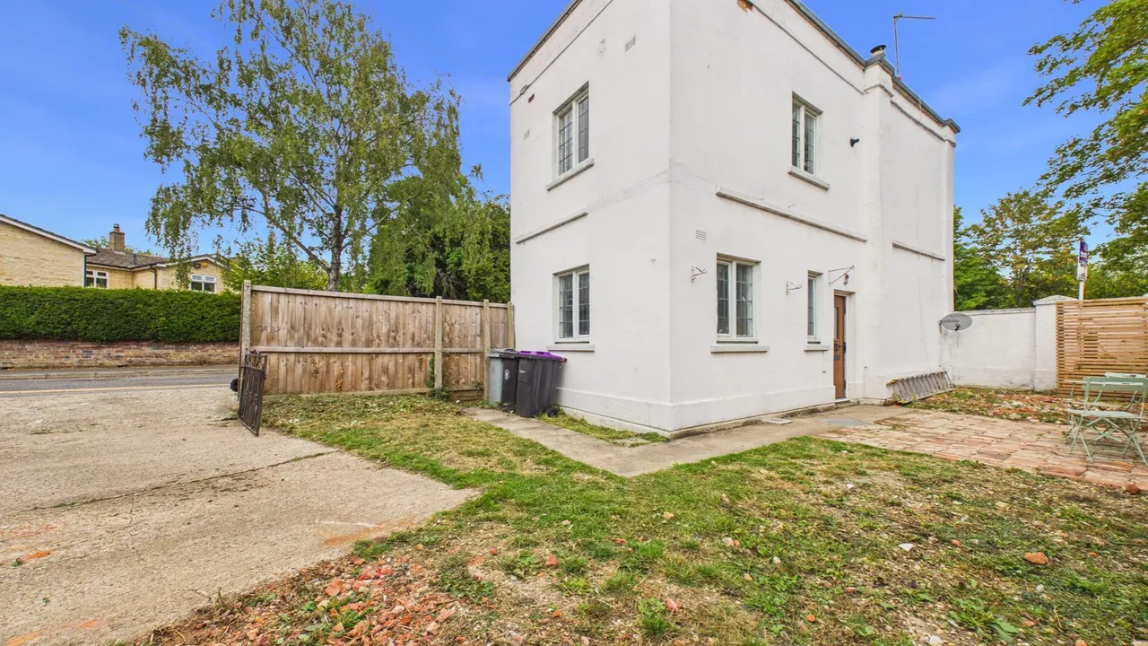South Street, Bourne, PE10, photo 18
